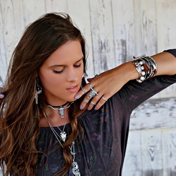 Bohemian Bull Head Skull Silver Ring - Picture 3 of 6